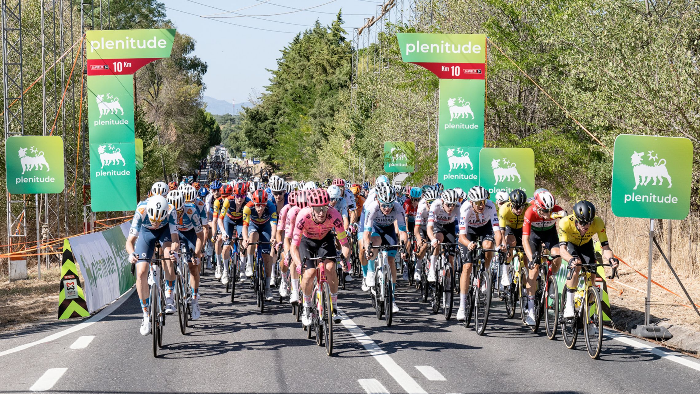 Cyclists from La Vuelta 25