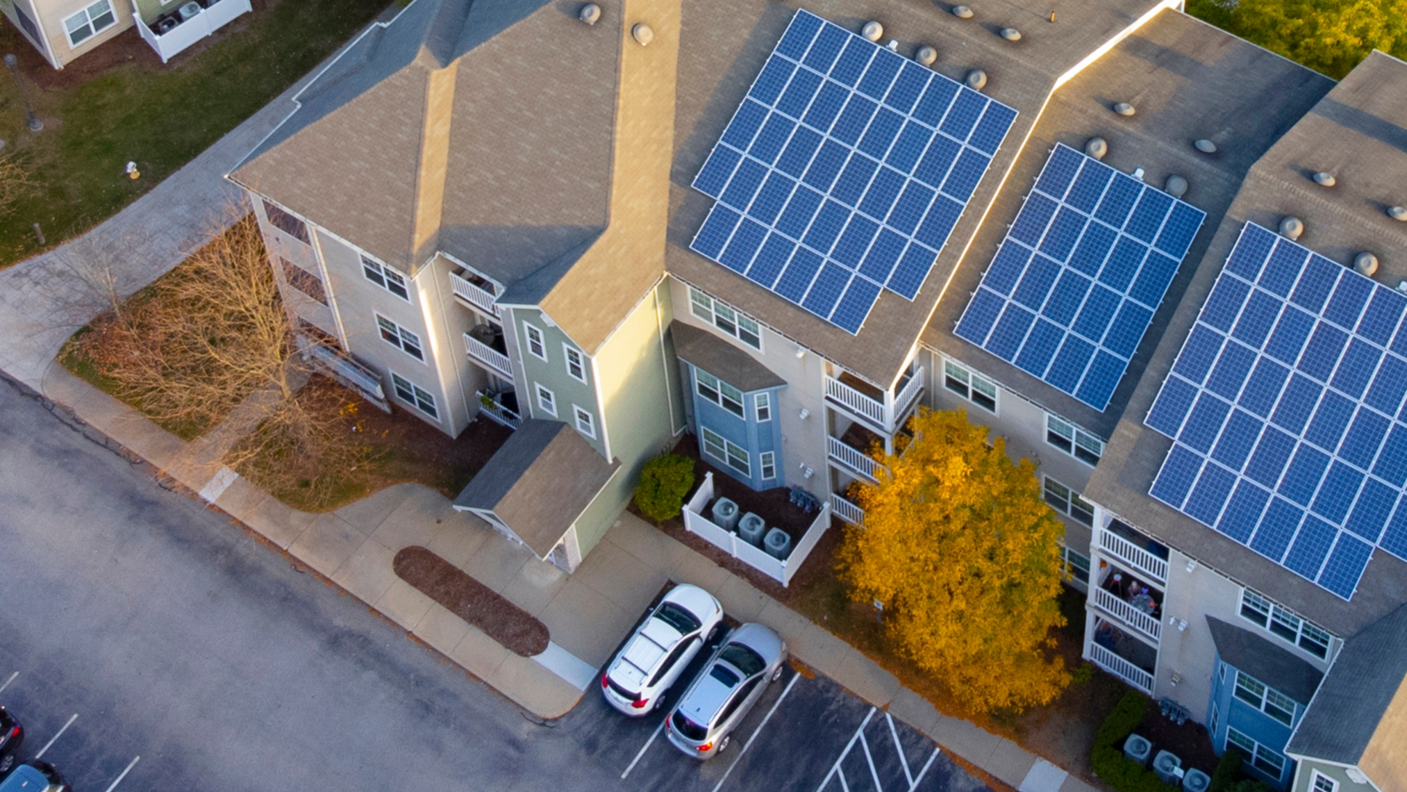 Placas solares en tejados de viviendas