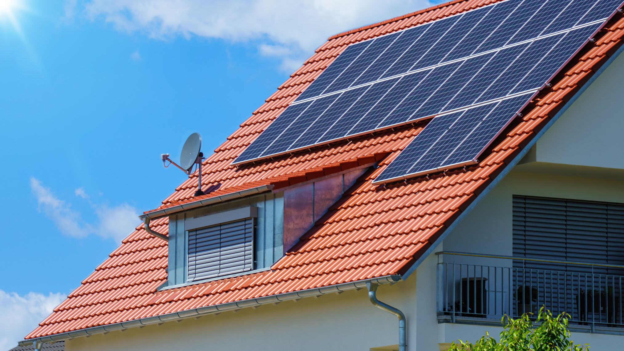 Placas solares en tejados de viviendas