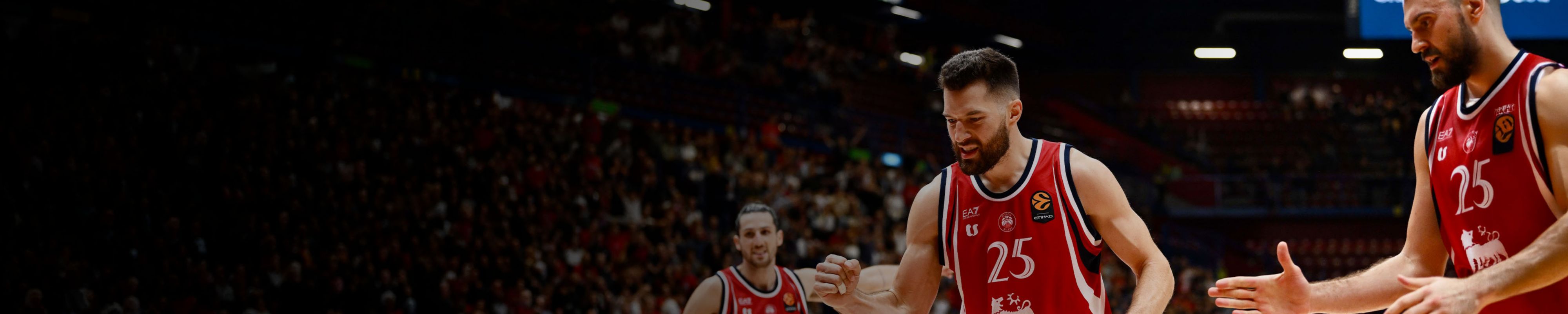 Jogadores de basquetebol