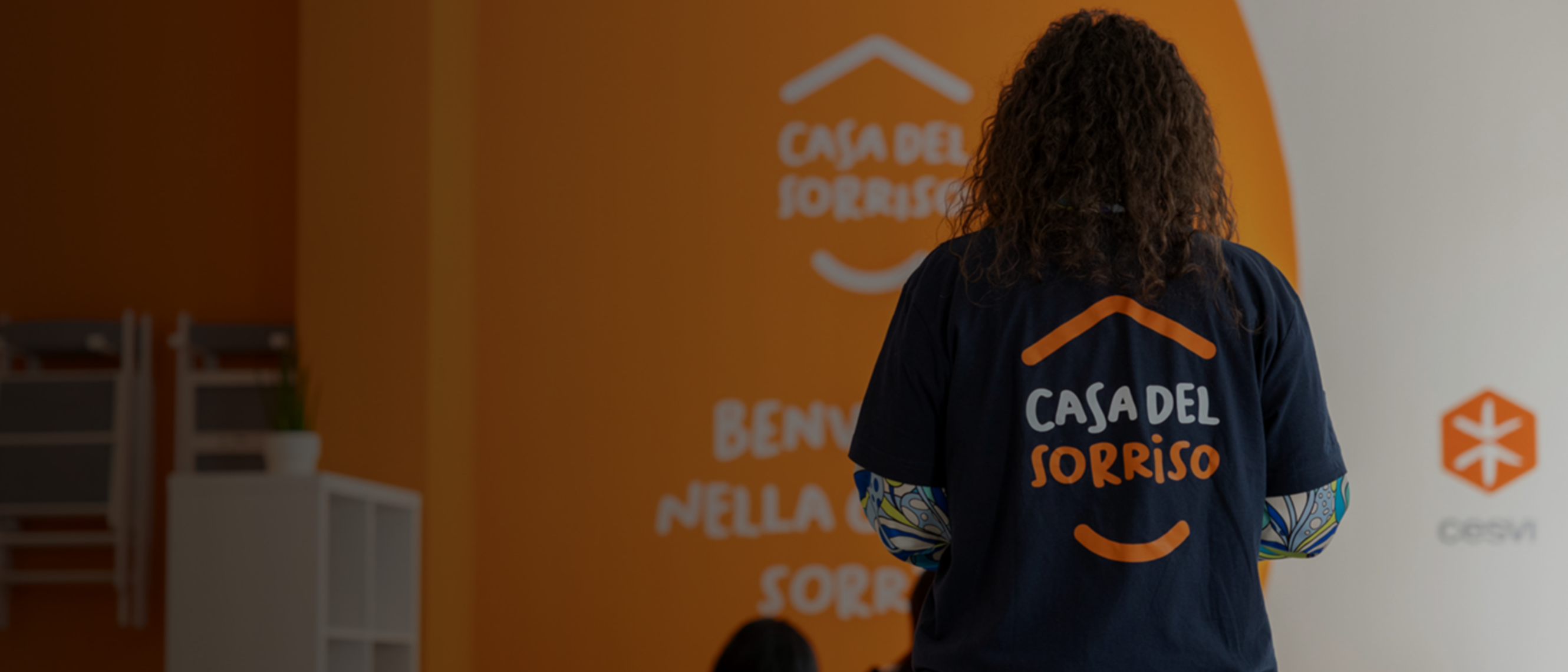 Persona di spalle
