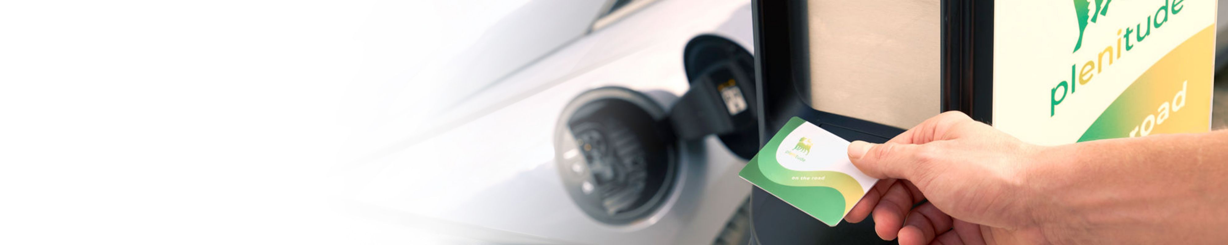 Immagine di un'auto che si ricarica