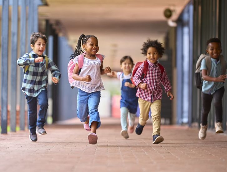 Plenitude, énergie, écologie, villes éponges, canicule cours écoles, adaptaville