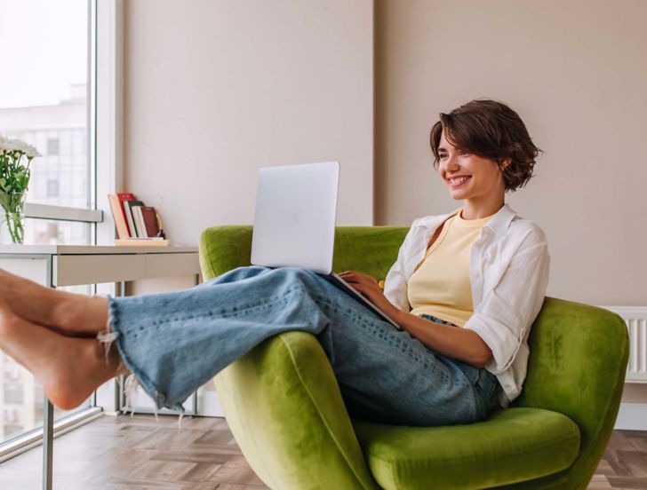 Plenitude, énergie, électricité, appareil pour mesurer la tension électrique