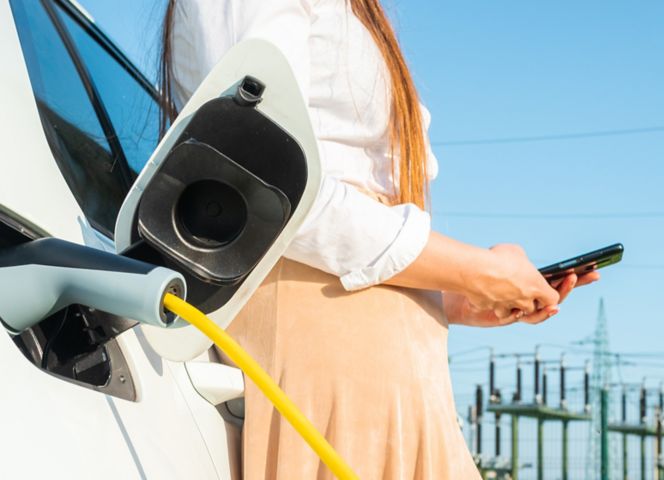 Plenitude - Écologie - Énergie - Temps de Recharge des Voitures Électriques